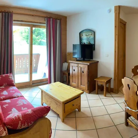 Apartment Aux Saisies - 3 Pieces, 6 Pers, Parking Et Piscine Inclus - Fr-1-293-345